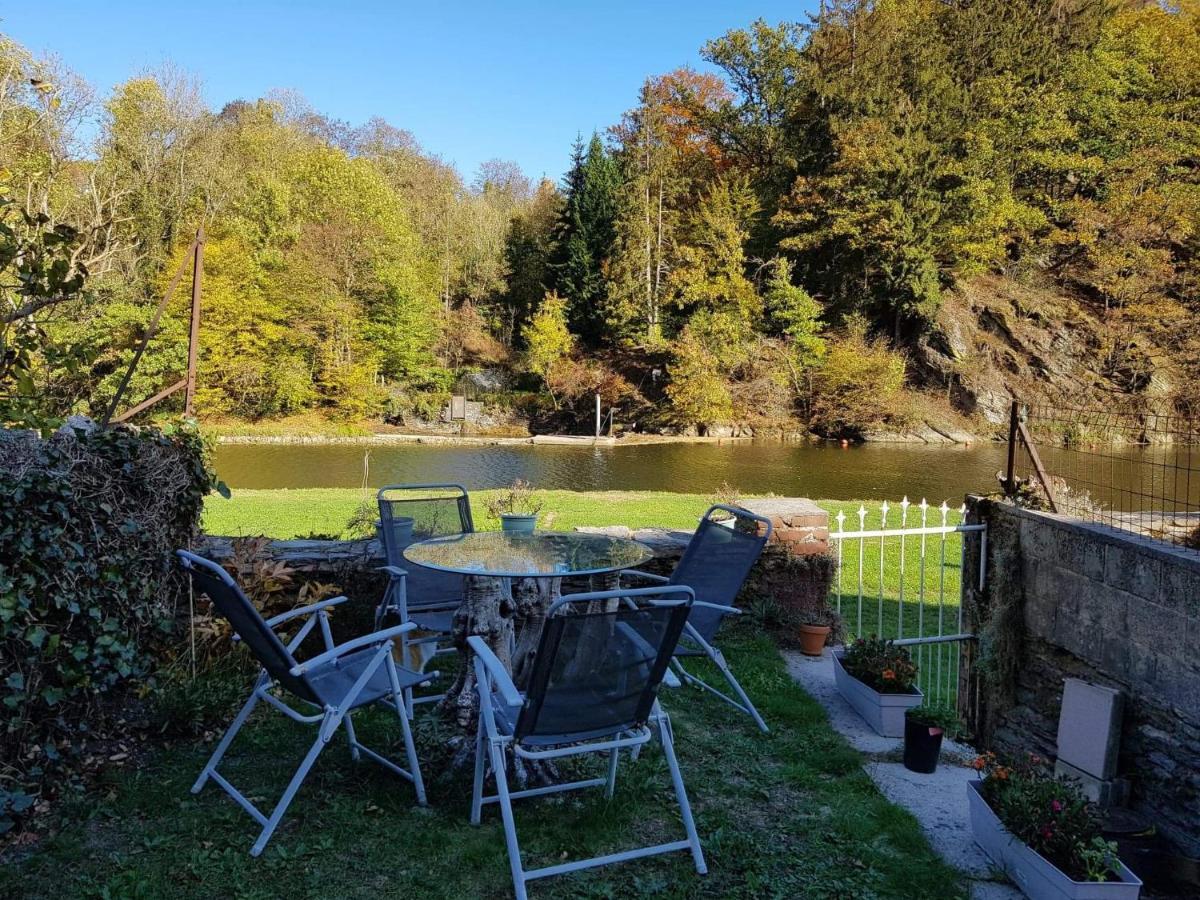 Aux Bains De La Semois Villa Bouillon Bagian luar foto